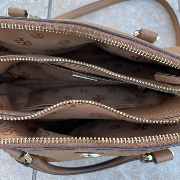 Tory Burch Brown Leather Robinson Double Zip Dome Satchel - Picture 13 of 16